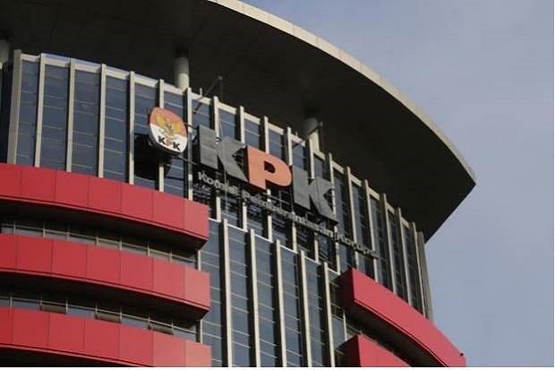 peduli-korupsi-studi-demokrasi-rakyat-datangi-gedung-kpk-xjr